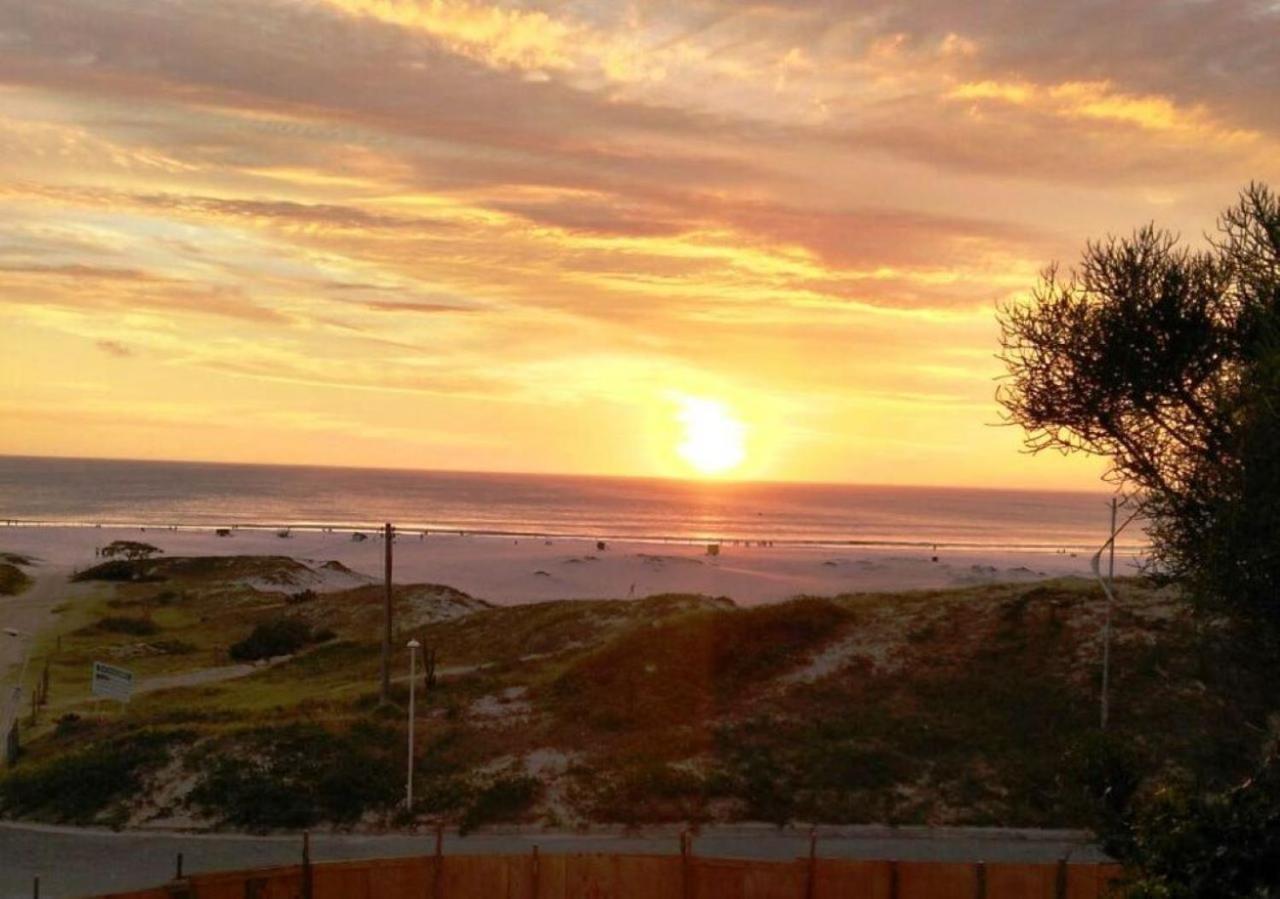 아라이알도카보 O Mais Lindo Por Do Sol 빌라 외부 사진